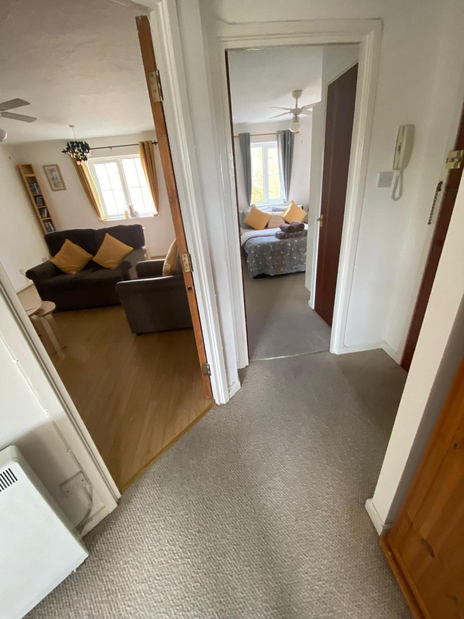 Cardiff Bay Apartment エクステリア 写真